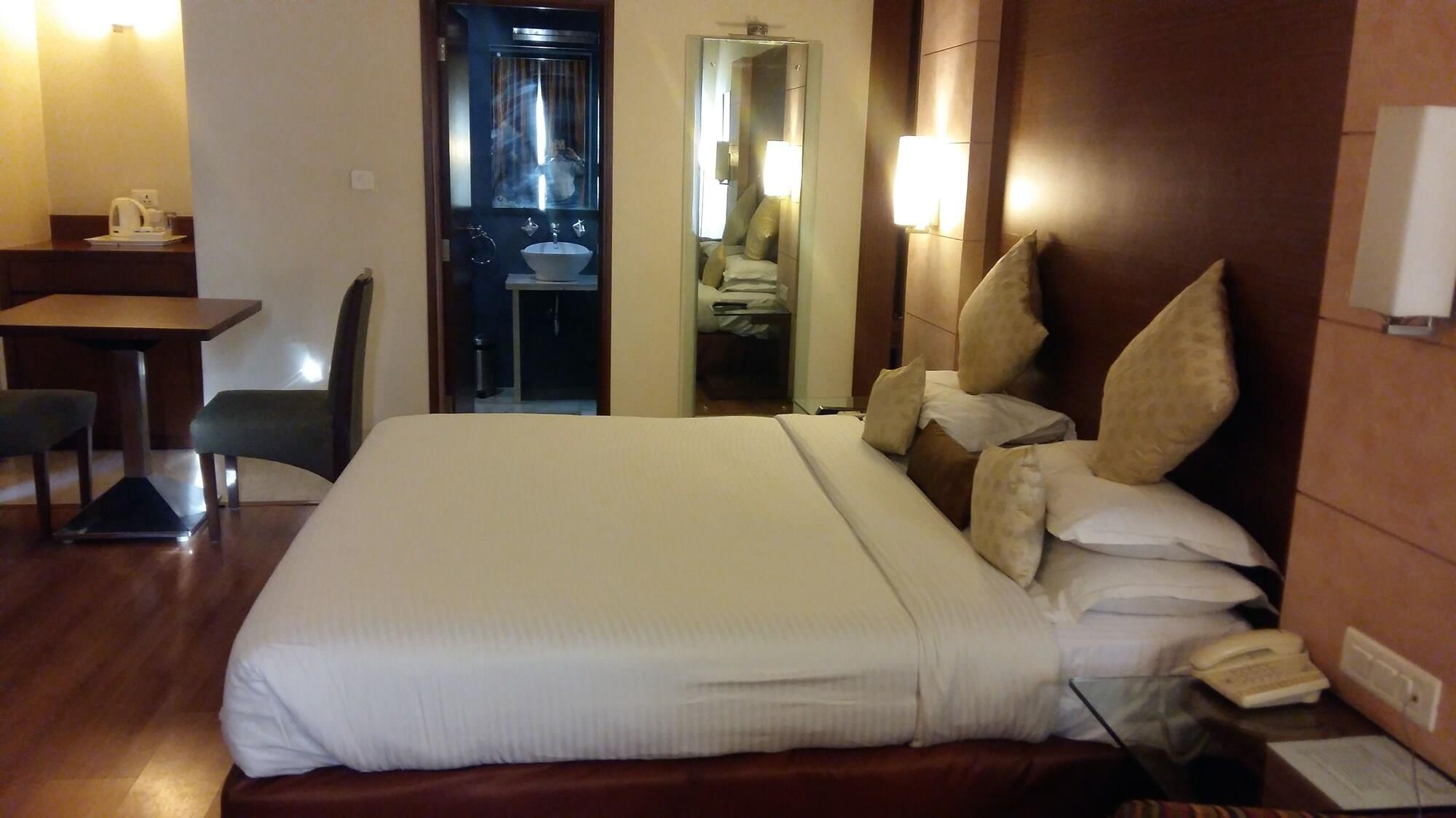 เดอะ ฮอไรซัน คอมฟอร์ต Hotel บังกาลอร์ ภายนอก รูปภาพ